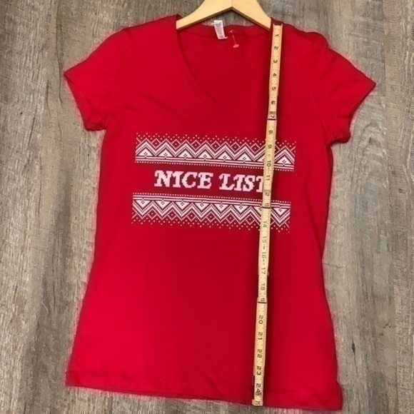 Bella Nice List Christmas holiday red Christmas T-shirt Medium - Picture 6 of 7